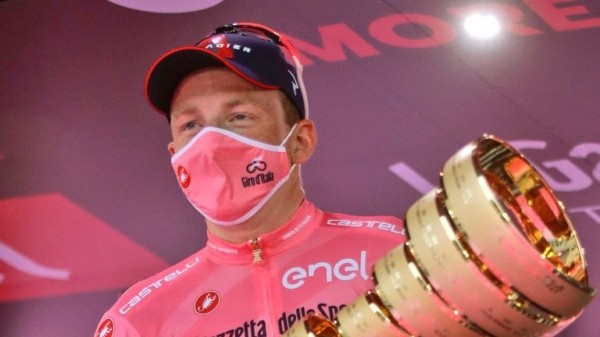 
        Tao Geoghegan-Hart to sponsor young rider in bid to tackle cycling diversity 'problem'
    