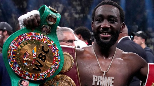 Terence Crawford becomes undisputed welterweight champion with TKO victory over Errol Spence Jr