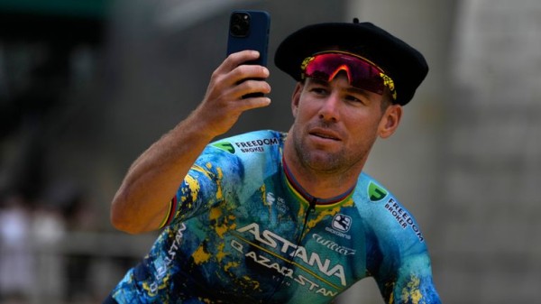 
        Mark Cavendish: Cyclist hopes Netflix documentary makes mental health issues more relatable
    