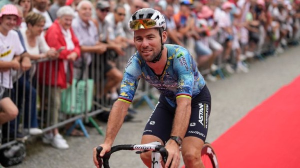
        Tour de France: Injured Mark Cavendish offered chance to break stage win record in 2024
    